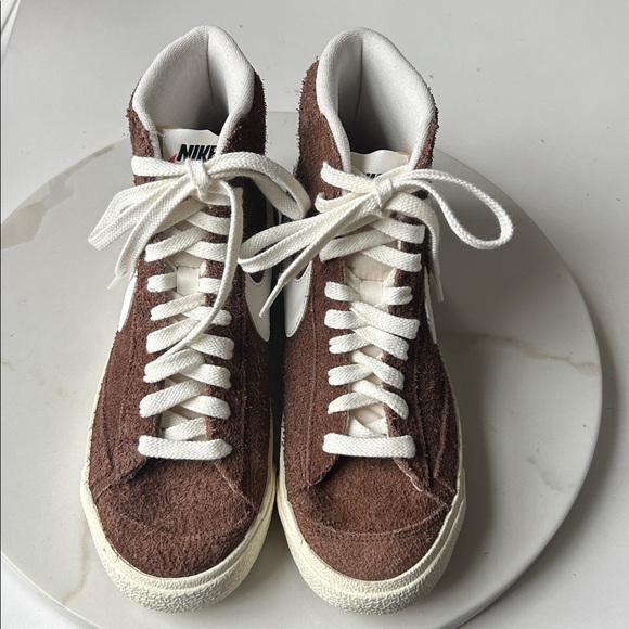 Nike Blazer Mid '77 Sneakers Suede Vintage Cacao Wow/Coconut Milk/Black - Picture 2 of 13